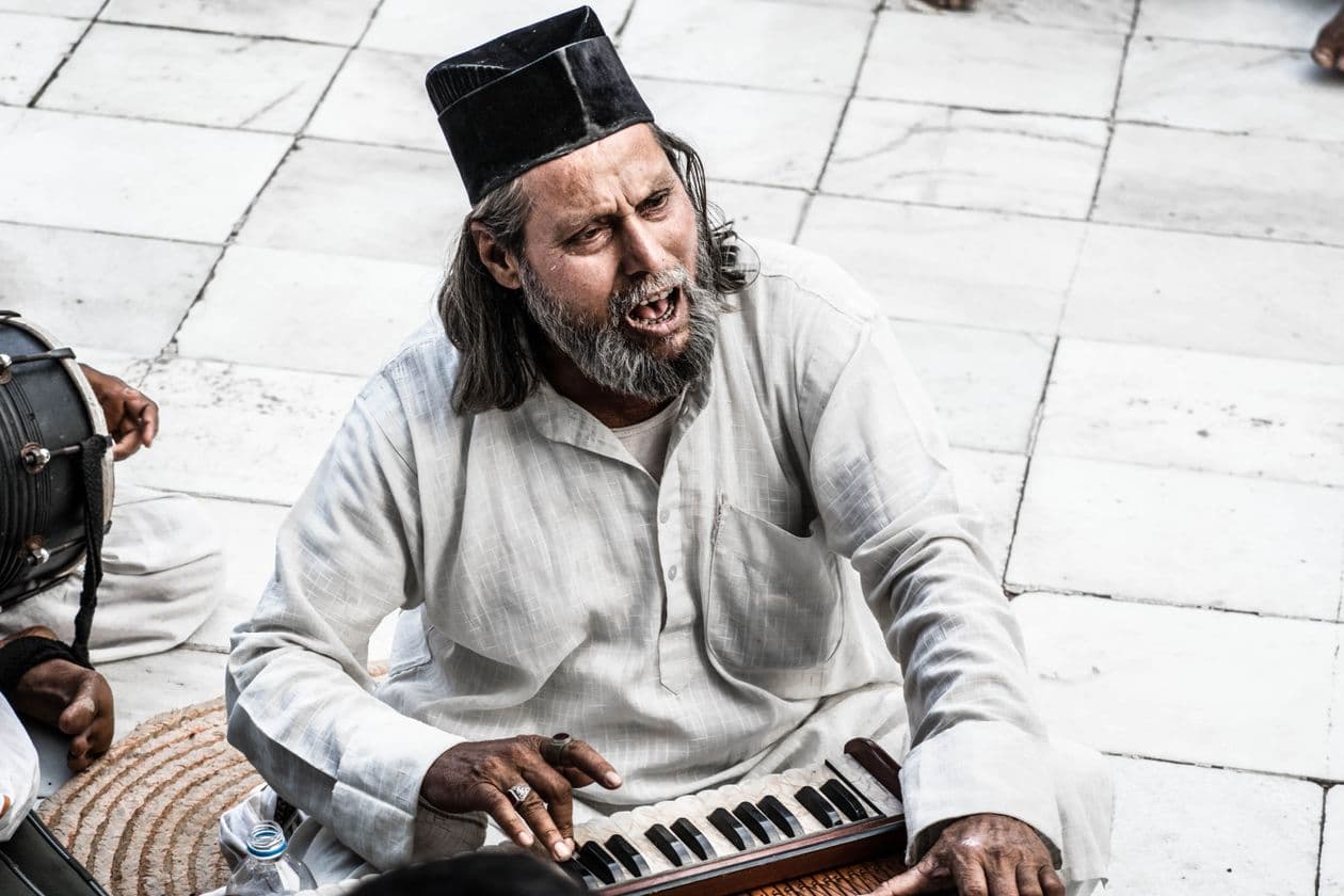 Hamza Akram Qawwal Studio — gallery 4
