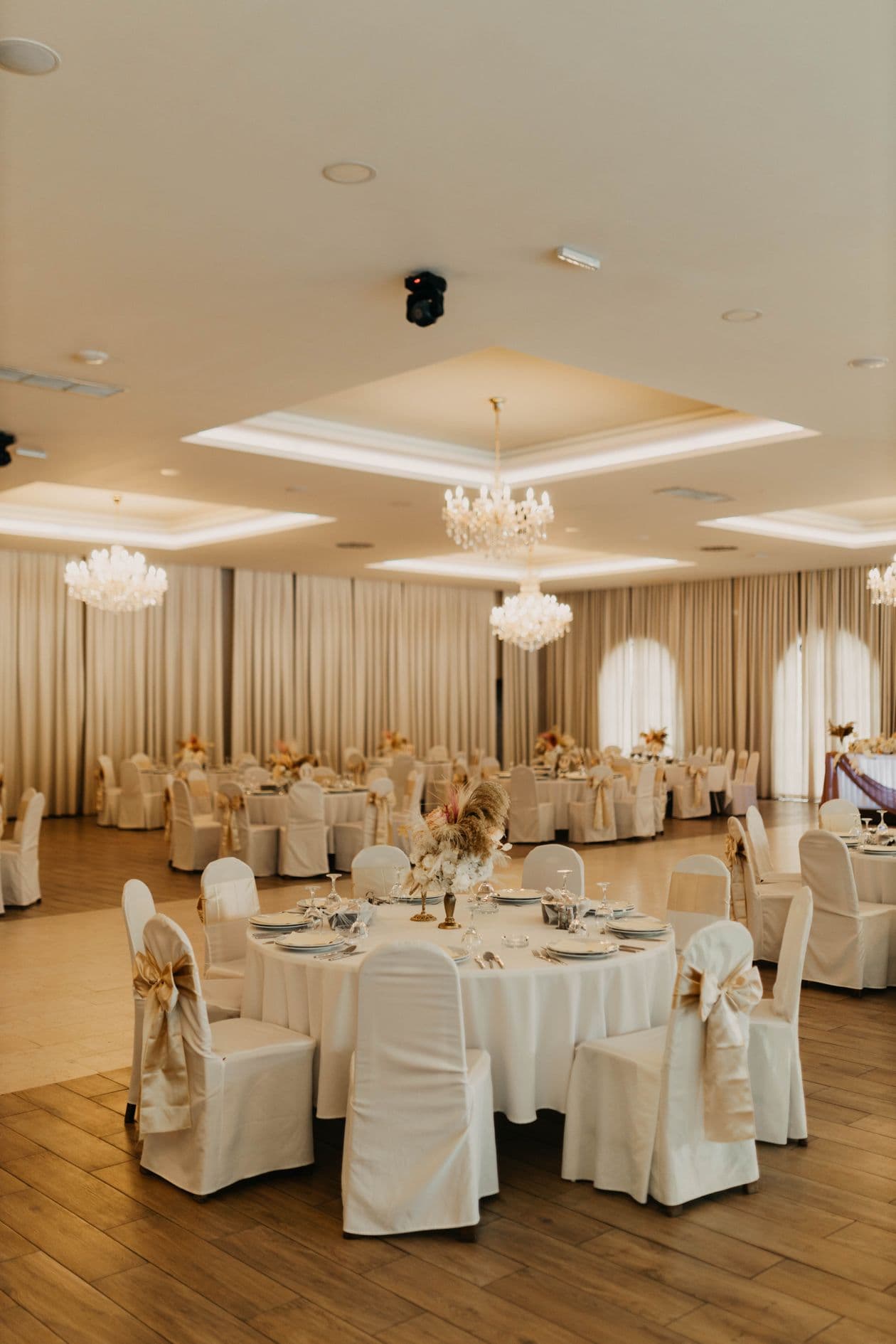 Stella Banquet — gallery 1